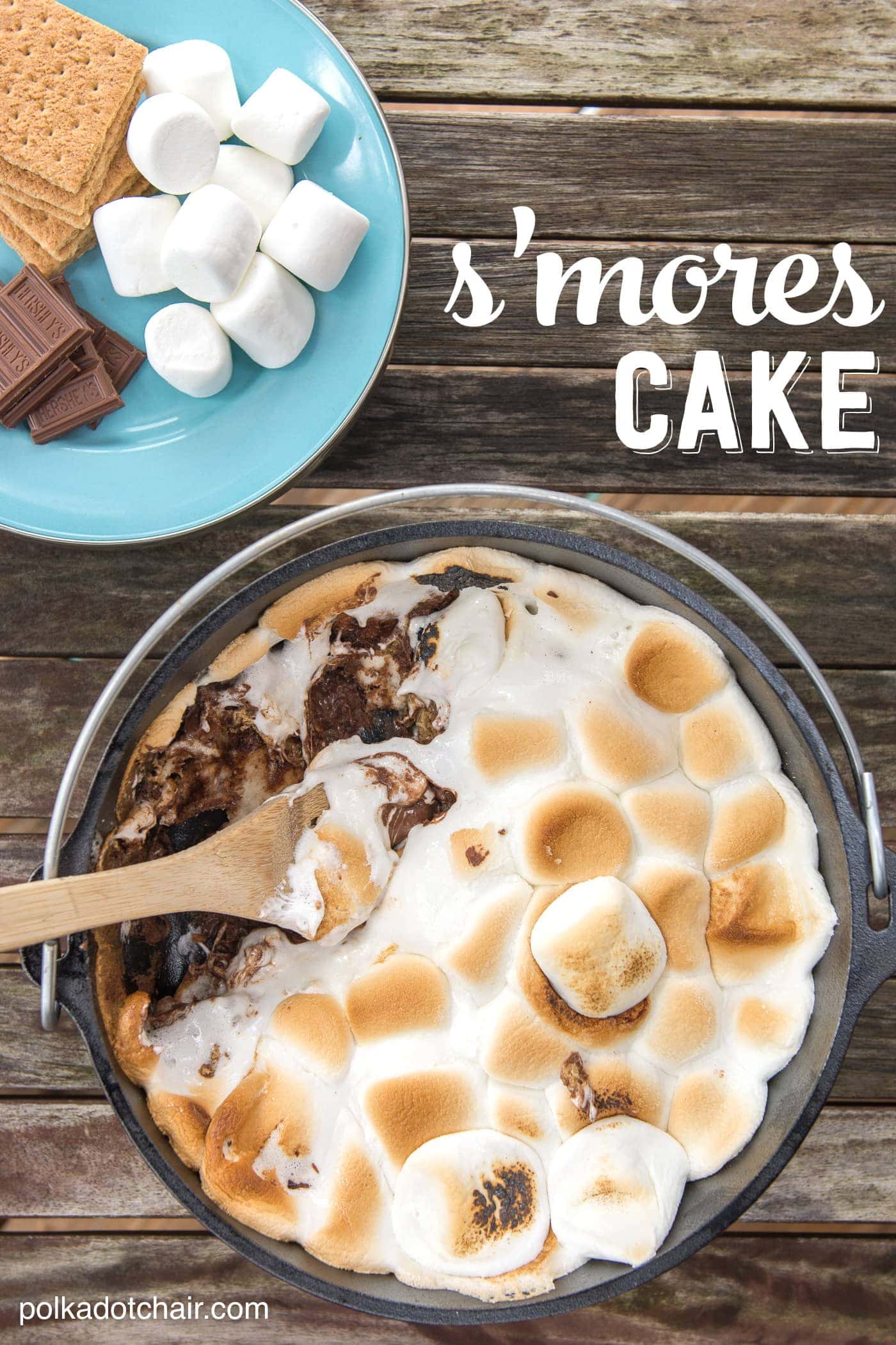 These cute little 10-minute microwave cakes are a ChefSteps OG recipe.  We're gonna be throwin' it back on Thursday with a full-on cake frenzy!  Tune in... | By ChefSteps | Facebook