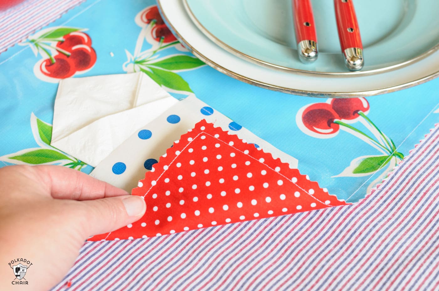 How to make Oilcloth Placemats with a Pocket The Polka Dot Chair