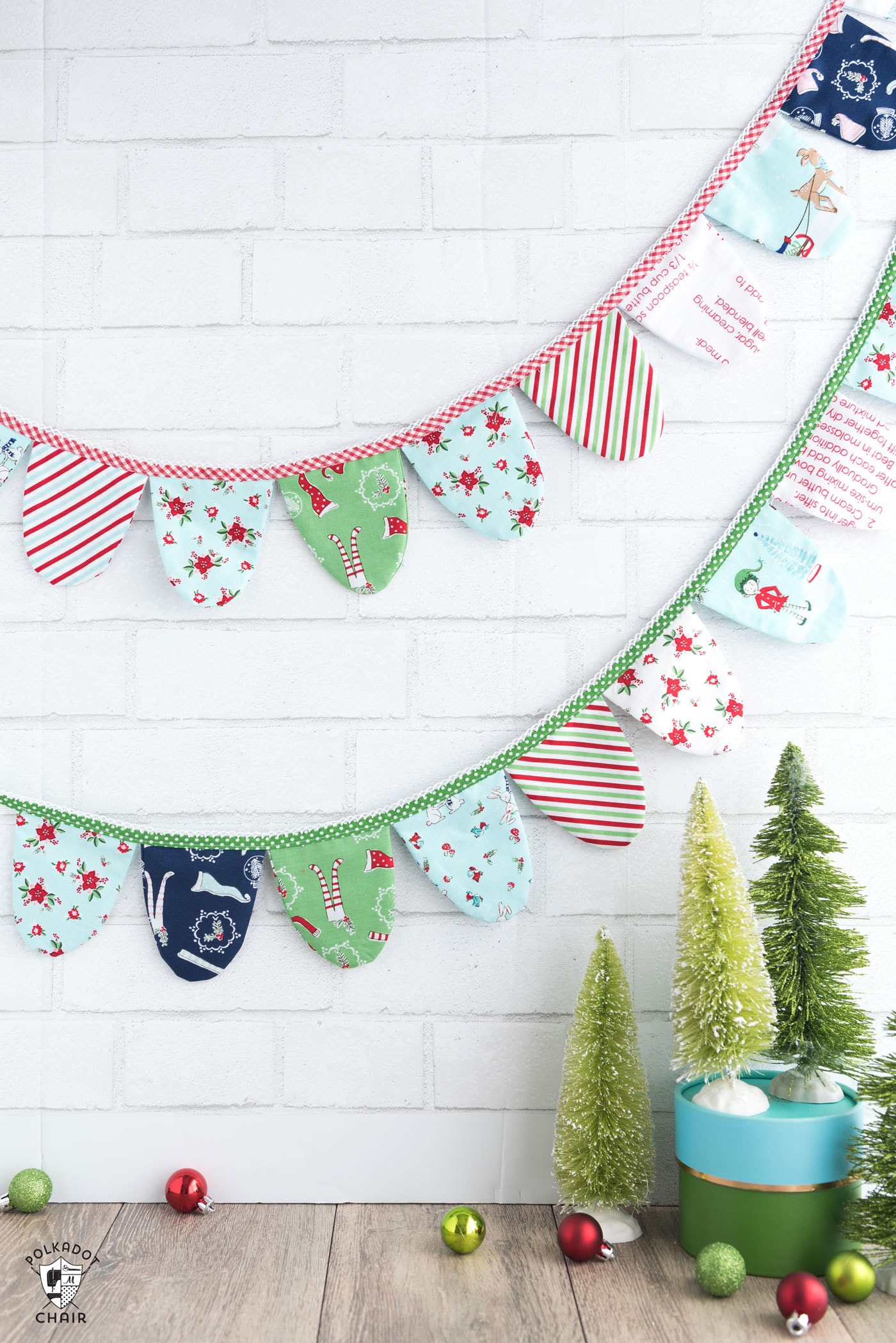 fabric-banner-for-christmas-diy-the-polka-dot-chair