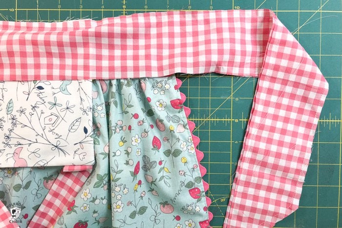 How to Sew Children's Aprons, a free Child's Apron Pattern