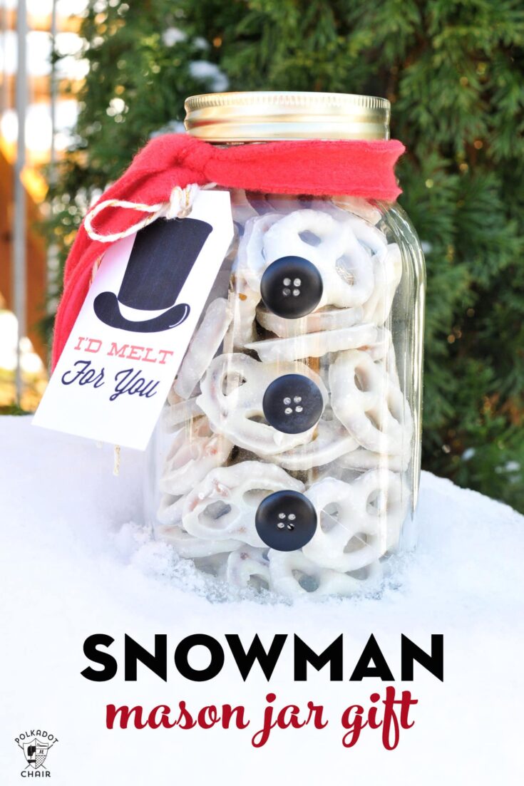 https://www.polkadotchair.com/wp-content/uploads/2018/12/snowman-mason-jar-gift-idea-735x1103.jpg