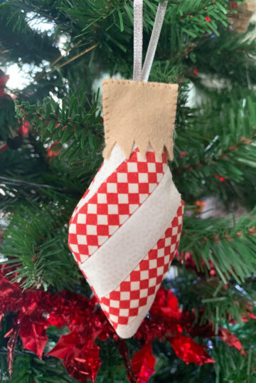 Scrappy Christmas Ornament Pattern | Polka Dot Chair